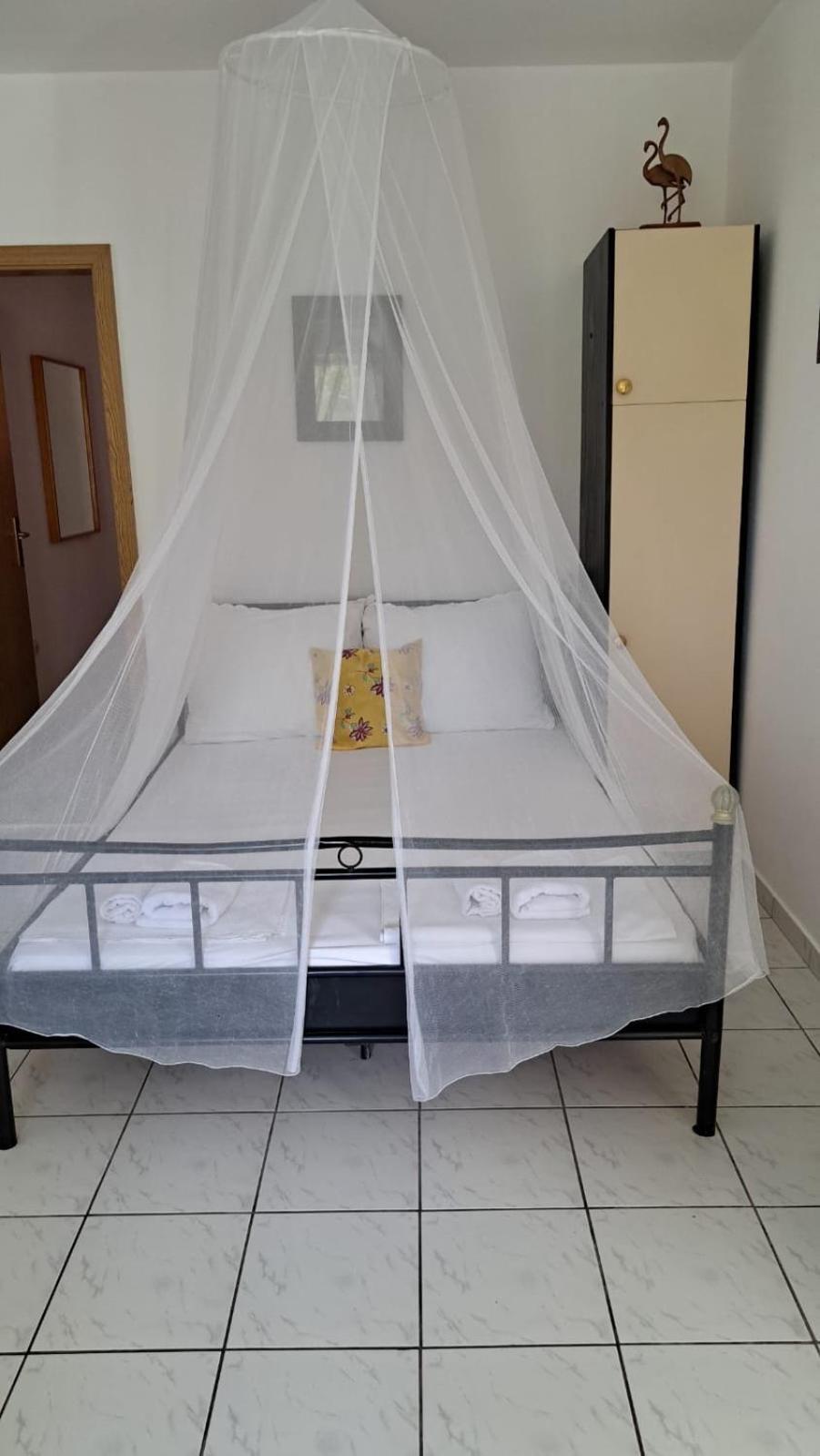 Apartmani Zderic Gradac  Εξωτερικό φωτογραφία