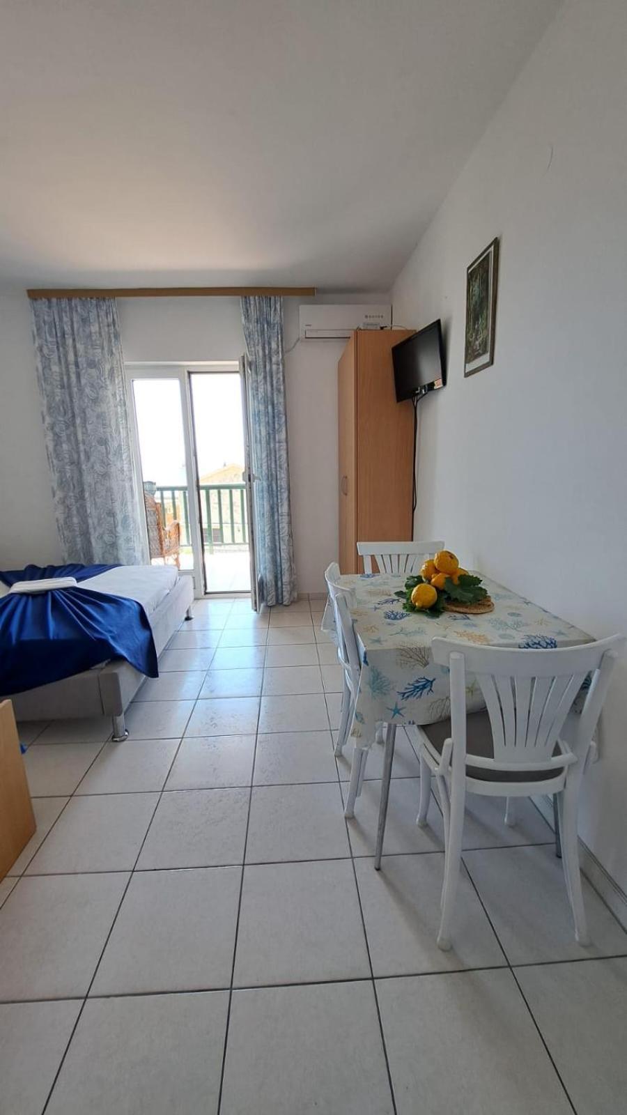 Apartmani Zderic Gradac  Εξωτερικό φωτογραφία