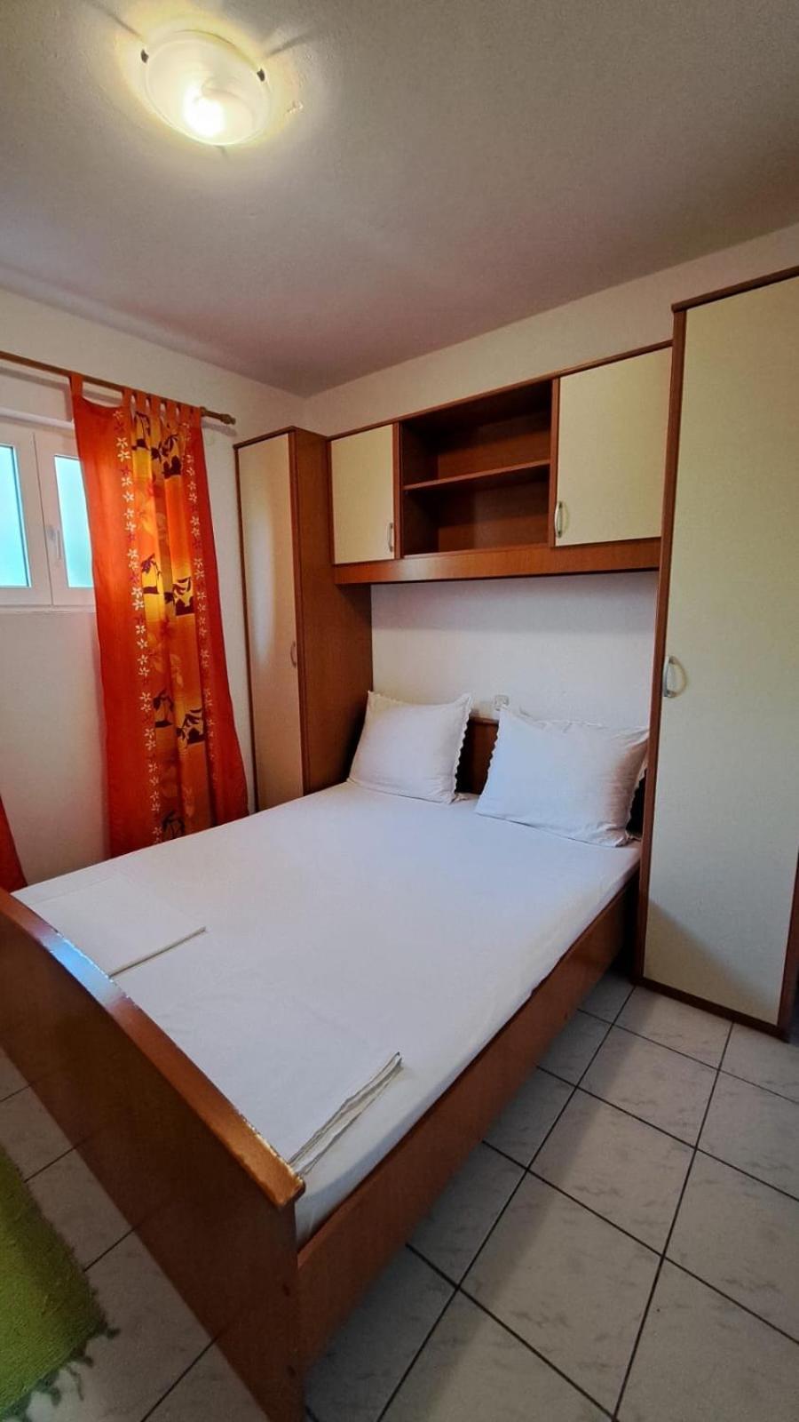 Apartmani Zderic Gradac  Εξωτερικό φωτογραφία