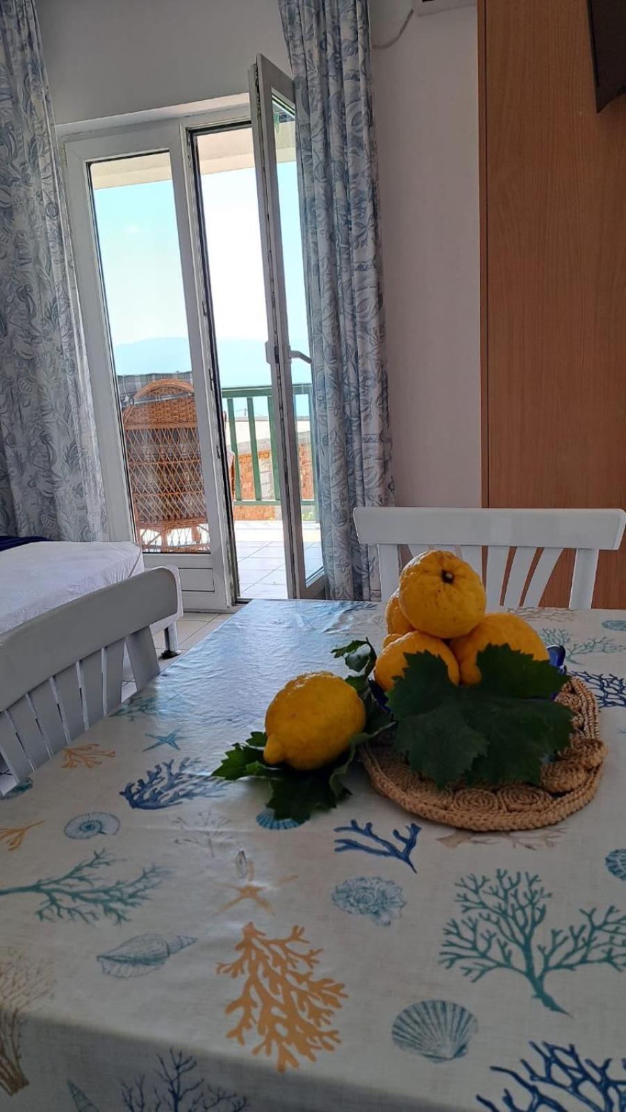 Apartmani Zderic Gradac  Εξωτερικό φωτογραφία