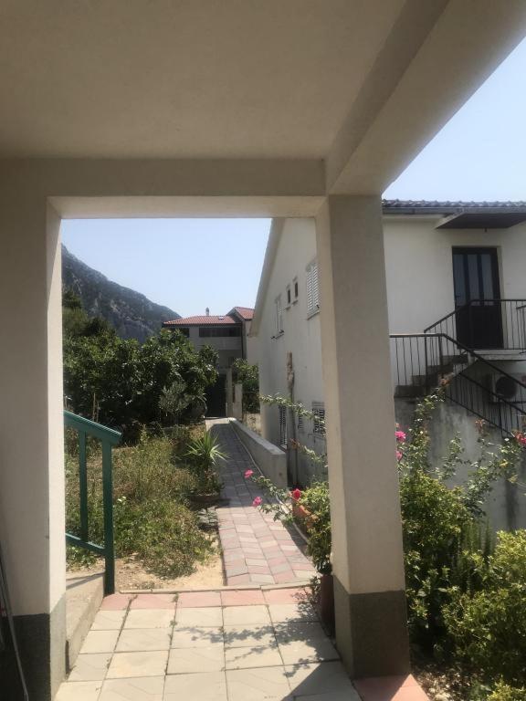 Apartmani Zderic Gradac  Εξωτερικό φωτογραφία