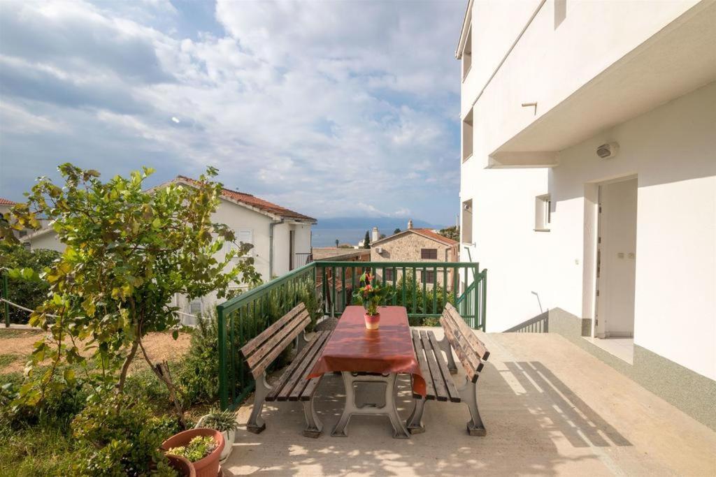 Apartmani Zderic Gradac  Εξωτερικό φωτογραφία