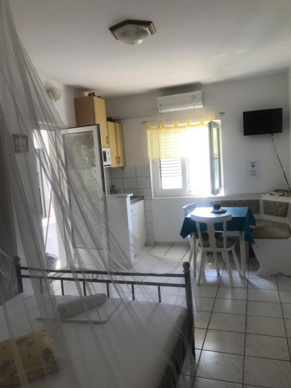 Apartmani Zderic Gradac  Εξωτερικό φωτογραφία