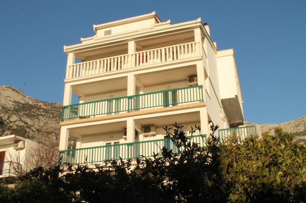 Apartmani Zderic Gradac  Εξωτερικό φωτογραφία