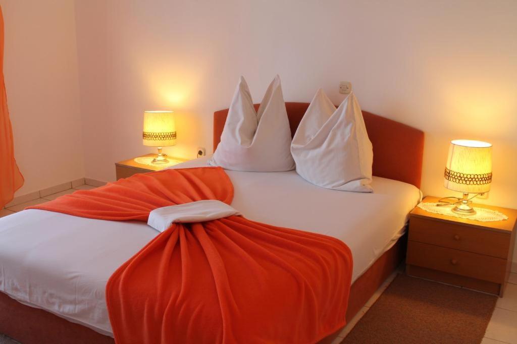 Apartmani Zderic Gradac  Εξωτερικό φωτογραφία