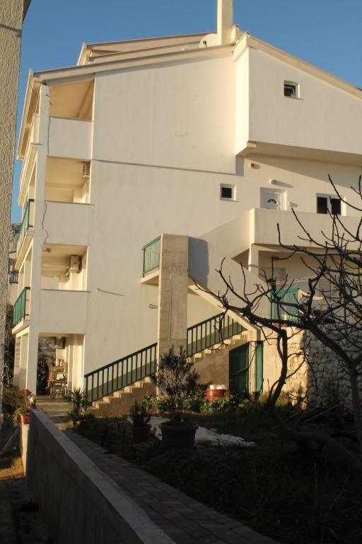 Apartmani Zderic Gradac  Εξωτερικό φωτογραφία